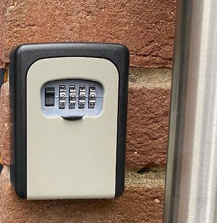 Apartment Im Gruenen Von *